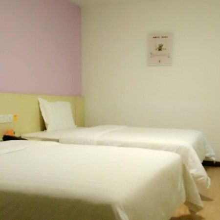 7Days Inn Wuhan Airport Panlong City Ngoại thất bức ảnh