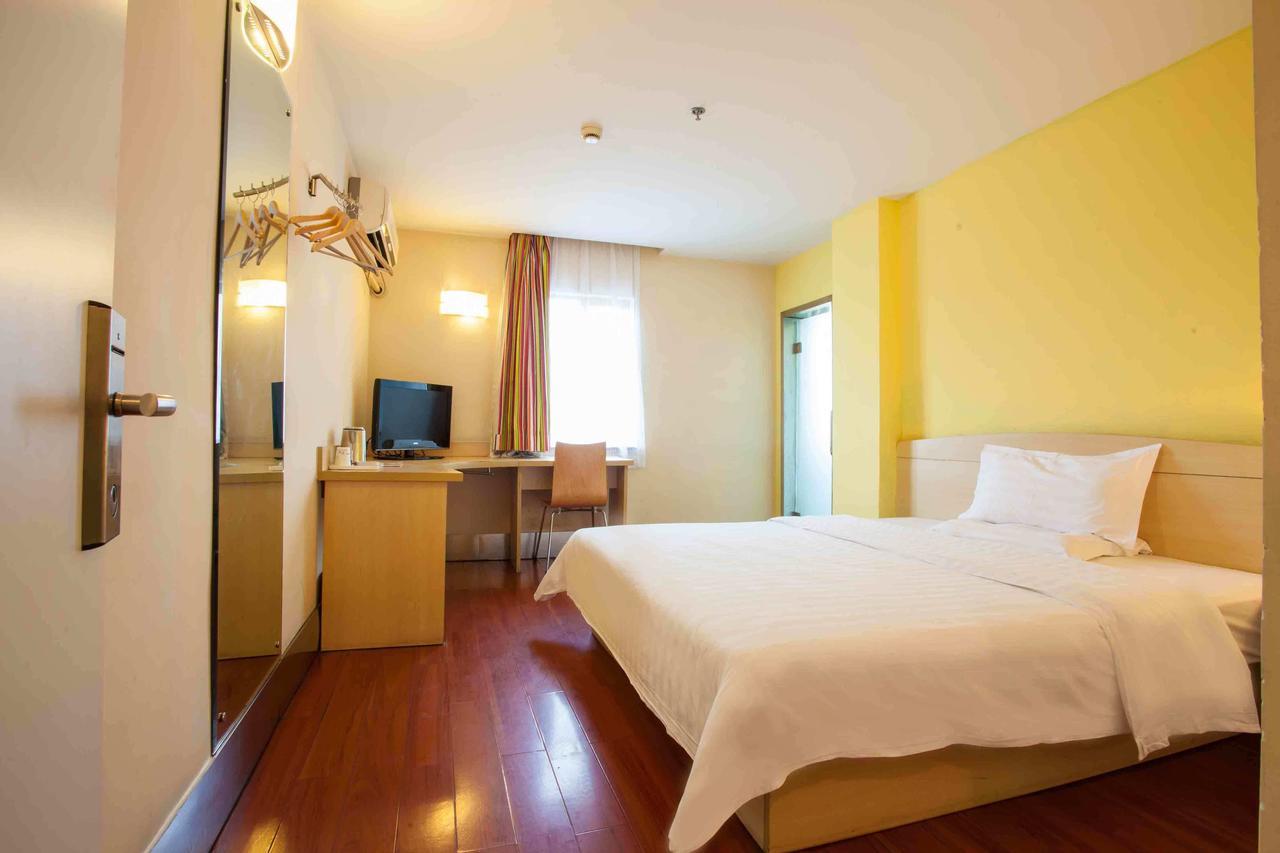 7Days Inn Wuhan Airport Panlong City Ngoại thất bức ảnh