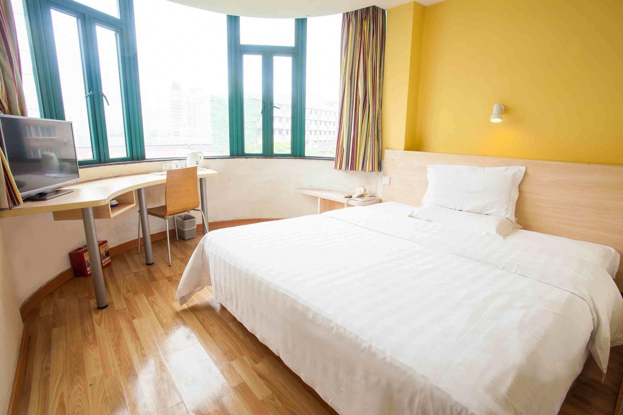 7Days Inn Wuhan Airport Panlong City Ngoại thất bức ảnh
