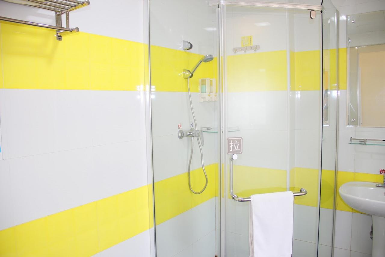 7Days Inn Wuhan Airport Panlong City Ngoại thất bức ảnh
