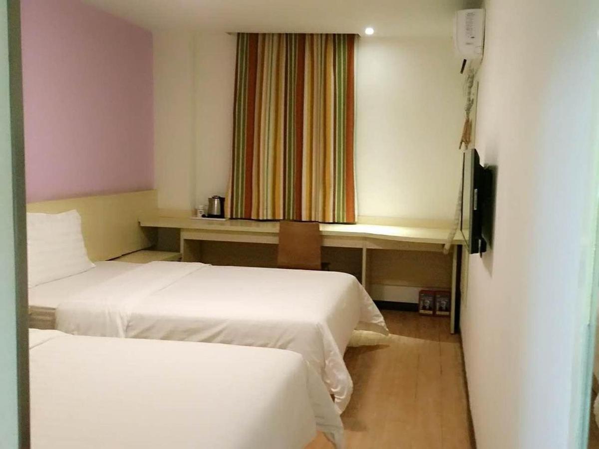 7Days Inn Wuhan Airport Panlong City Ngoại thất bức ảnh